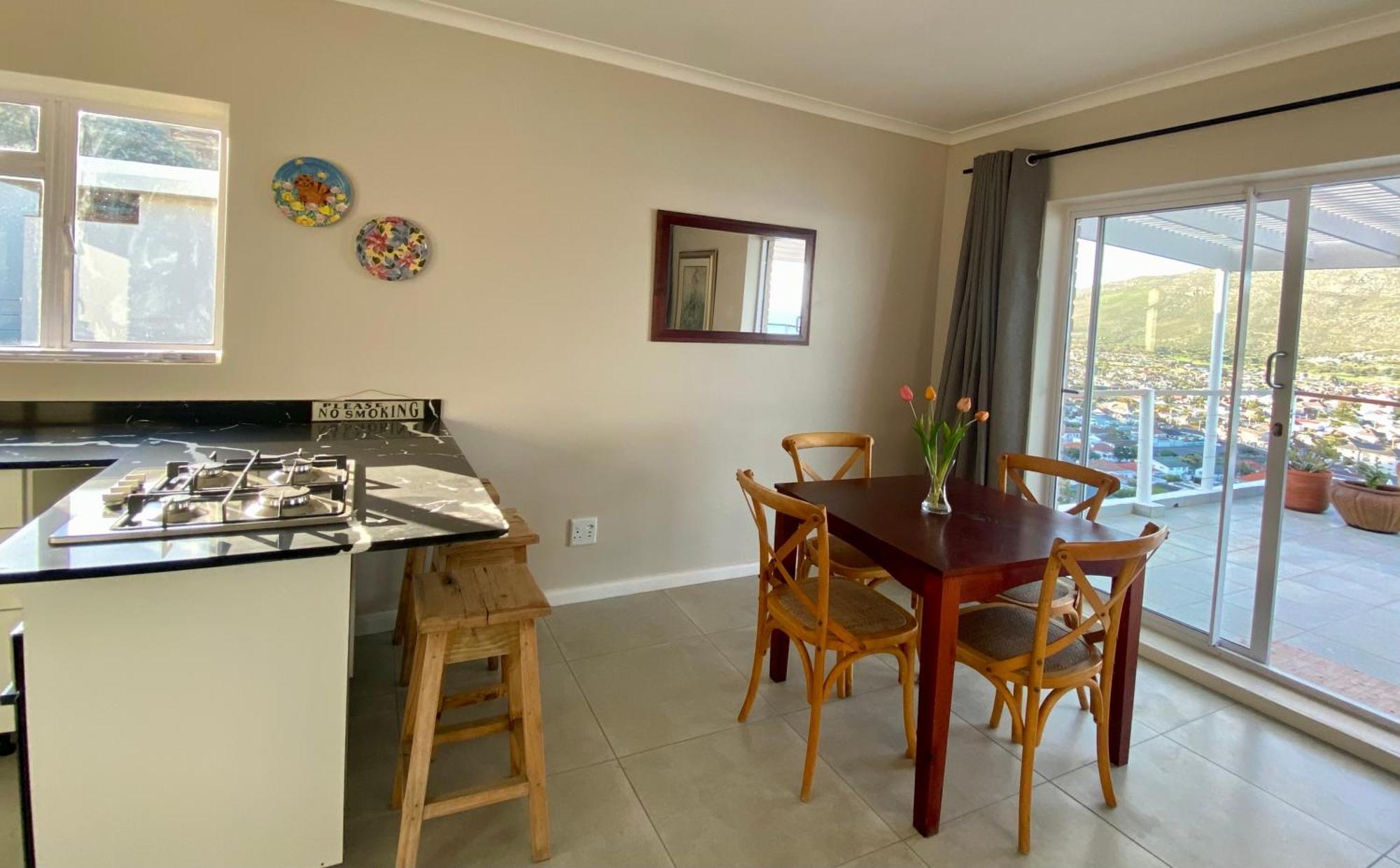 Watching Waves, Heron Chase Fish Hoek Exterior foto
